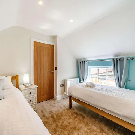 3 Bed In Bedale 88242 Well